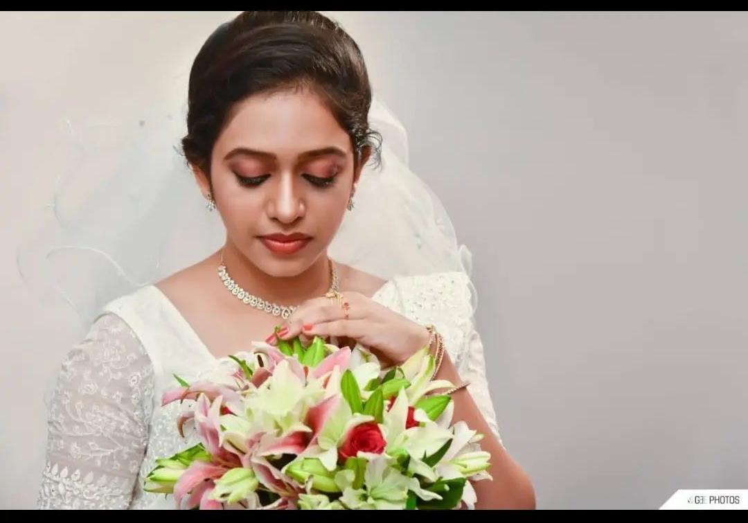 ACHOOS BEAUTY PARLOUR AND BRIDAL STUDIO MUTTIL