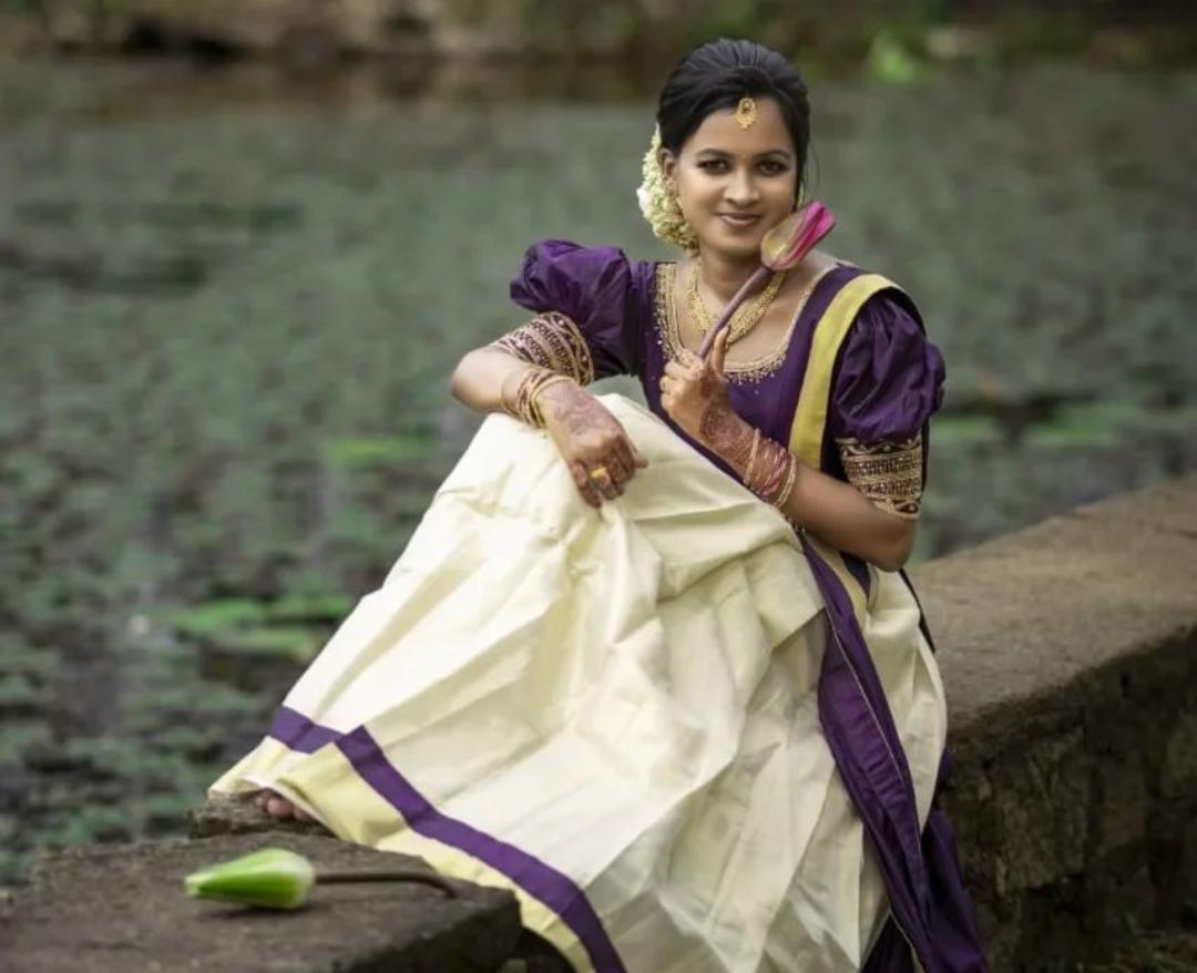 ACHOOS BEAUTY PARLOUR AND BRIDAL STUDIO MUTTIL