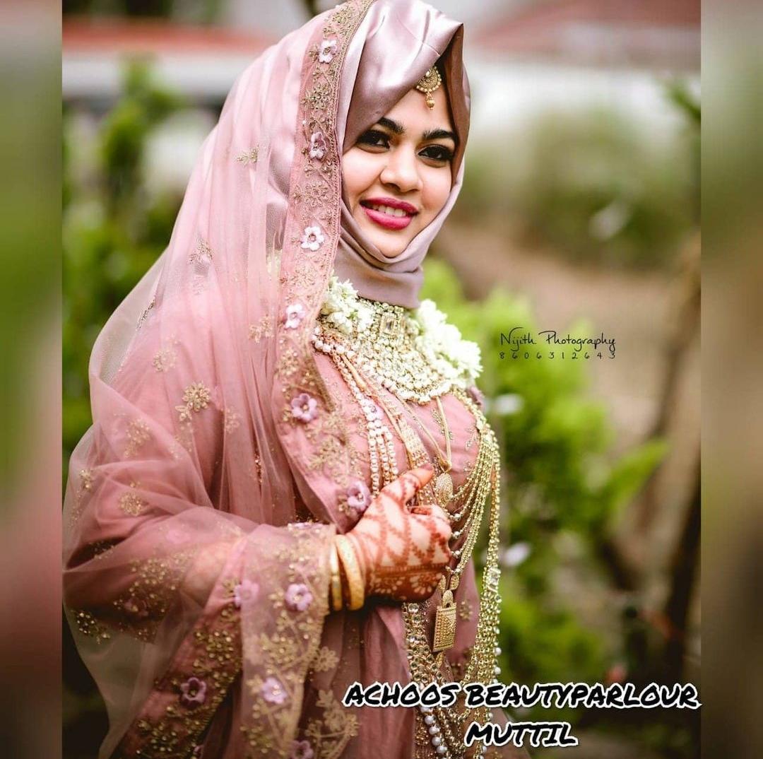 ACHOOS BEAUTY PARLOUR AND BRIDAL STUDIO MUTTIL